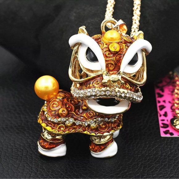 Betsey Johnson Jewelry - Betsey Johnson Chinese Kiren Dragon Enamel Necklace-Unisex